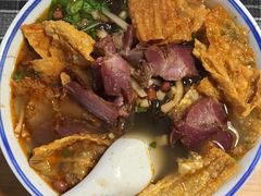 叉烧螺蛳粉-八十八粉儿(尚都店)
