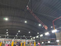 -嘿哟动霸CHUA·新潮玩运动娱乐中心·蹦床滑冰团建乐园