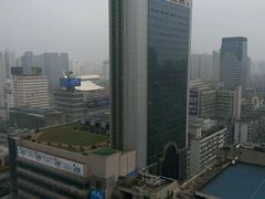 正对面百大-浙江大酒店