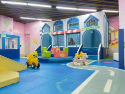 -孩子王童乐园(鹏瑞利青羊广场店)