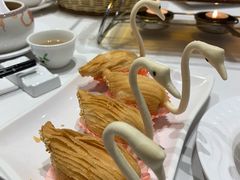 天鹅榴莲酥-稻香酒家·33年老字号·港式粤菜(富邦中心店)