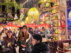 -临界音乐酒馆·小龙虾·江湖菜(华熙LIVE·鱼洞店)