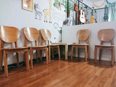 -八度音乐吉他教室(汉广店)