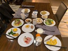 -北京希尔顿逸林酒店-逸轩西餐厅-自助餐厅