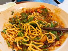 -方铲铲·成都板凳面(滨江银泰店)