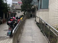 -目艮眼镜SHOWROOM(品牌集合店)