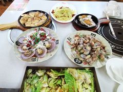 -老东镇啤酒屋海鲜加工·蒸汽海鲜·海鲜烧烤(台东店)