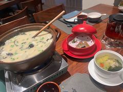 野生昂刺鱼馄饨-九福楼大酒店