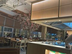 -蜜桃餐厅·伴山(湖滨商业街店)