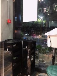 点击看大图 -首脑美发沙龙