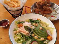 牛油果秋葵烧鸡沙拉-COMMUNE幻师(五角场店)