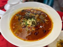 馋嘴牛蛙-光头老板·本帮菜