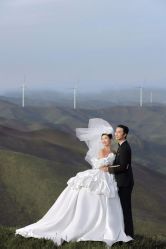 -至臻微拉婚纱摄影