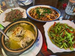 -缘来聚·徽菜名店(黄山宏村店)