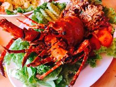 -J Daeng Seafood