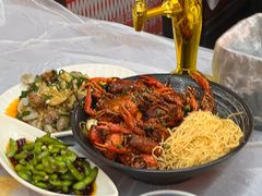 -肥肥虾庄·金牌油焖大虾(首义路店)