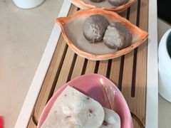-左庭右院鲜牛肉火锅(浦江欢乐颂店)
