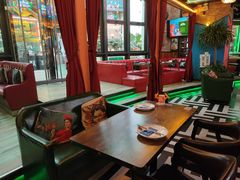 -Famous肥猫墨西哥音乐餐吧(五棵松华熙LIVE店)