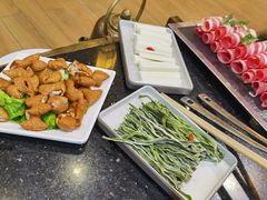 -百年川椒重庆老火锅(光谷店)