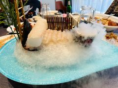 -连鹭海鲜·海肠捞饭·海胆饭(星海店)