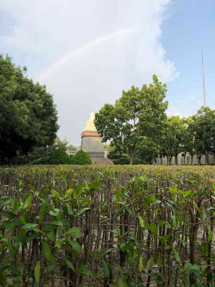 慈济公园-"听说看见彩虹的人会有好运喔今天好忙;忙."-大众点评移动版