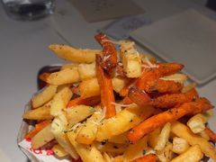 -春树下·树屋花房西餐厅(罍街AS1980店)