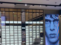 -LensCrafters亮视点(东方新天地店)