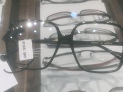 -一代眼镜·蔡司配镜(浦东大拇指广场店)