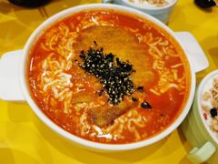 -嗨皮儿·现蒸面皮(抄纸巷店)
