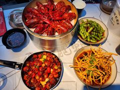 馓子拌皮蛋-巴厘龙虾·榜首油焖大虾(洞庭·艺术洋房店)