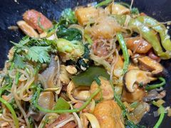 -醉人椒麻辣香锅(上地华联店)