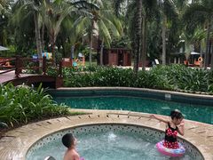 -三亚亚龙湾雅高美爵酒店