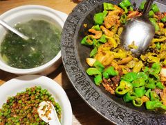 -聚鑫朋酸菜肥肠(文艺路口店)