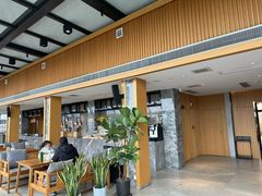 -四月吧餐厅(正阳步行街店)