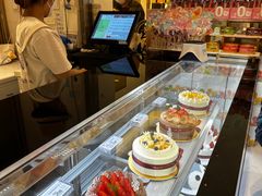 -花花卷卷·鲜食蛋糕(静安久光百货店)