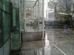 -上海天平宾馆-停车场