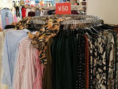 -H&M(华润万象城店)