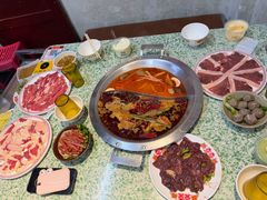 -肖婷姐大铁锅重庆火锅(南湖店)