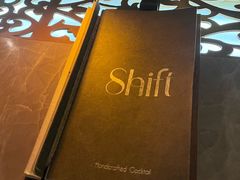 -Shift cocktail bar鸡尾酒吧