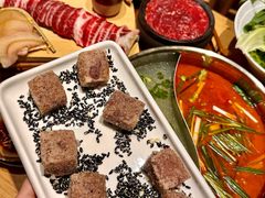 -黔诚多彩火锅(甲秀楼店)