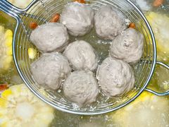 -匠心牛公馆·潮汕牛肉海鲜火锅(索菲特店)