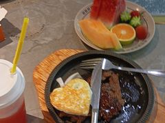 -享遇.锅姥姥牛排海鲜自助(小寨店)