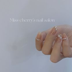 -花系美·美甲美睫精品店