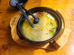 -桥香园过桥米线(国贸店)