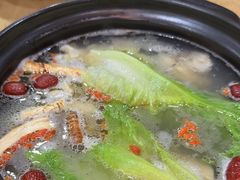 -濠轩阁特色生蚝火锅(水湾路店)