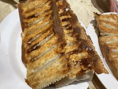猪肉韭菜锅贴-大眼锅贴水饺(河东店)