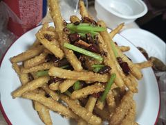 -郑记•不夜城烧烤•龙虾•虾蟹(黄鹤楼店)