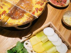 -白乐天毛肚火锅馆(解放碑店)