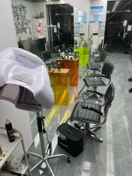 -茶发Salon·烫发染发理发