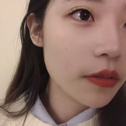 -宥莉·ULLY 痘敏肌•科技皮肤管理中心